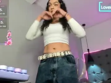 Chaturbate Adult Webcams of scarletcherry18