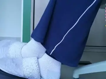 Chaturbate Live Sex Cam of feetbeth26