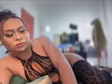 Chaturbate Free Porn Cam of hazelmadonna