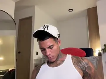 Chaturbate Watch Live Sex Cams of jhondenis17
