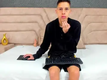 Chaturbate Watch Live Sex Cams of thiagos19