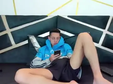 Chaturbate Sex Cam of thiagos19