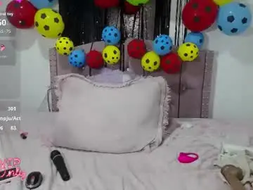 Chaturbate Live Sex of catalinahot2023