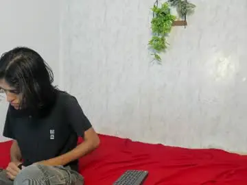 Chaturbate Sex Chat of dady_show69