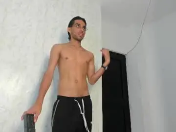 Chaturbate Adult Webcams of dady_show69