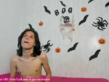 Chaturbate Adult Video Chat of dady_show69