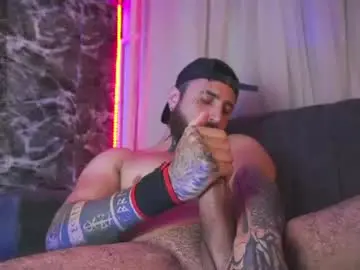 Chaturbate Live Sex Cam of garbel09