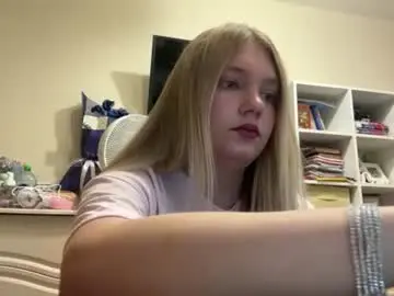 Chaturbate Live Porn of maisiehtwe