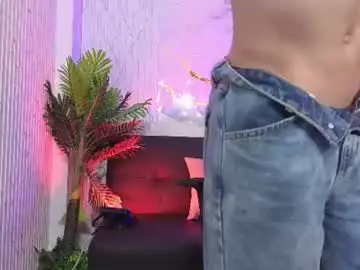 Chaturbate Sex Cam of noahh_tay