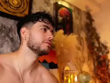 Chaturbate Live Sex Cam of noha_miler