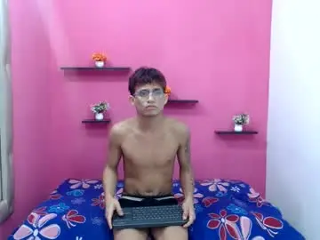 Chaturbate Best live sex cam show of paulwalker19