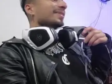 Chaturbate Free Porn Cam of bastian66_