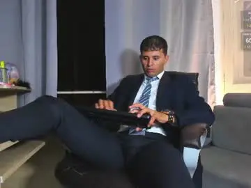 Chaturbate Live Sex Cam of hiddenoffice
