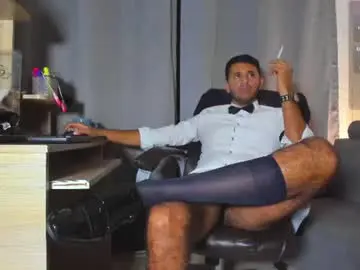 Chaturbate Live Sex Cam of hiddenoffice