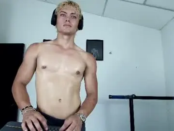 Chaturbate Best Webcam of titan_fitness