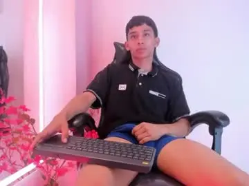 Chaturbate Adult Webcam of aaronnewmann