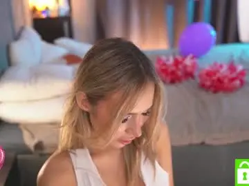 Chaturbate Free Porn Cam of telladreamer_