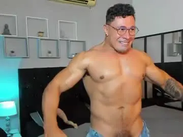 Chaturbate Watch Live Sex Cams of tyler_hank1