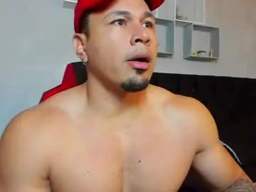 Chaturbate Adult Webcam of tyler_hank1