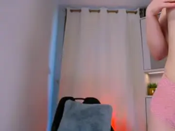 Chaturbate Best live sex cam show of anisiya_glow