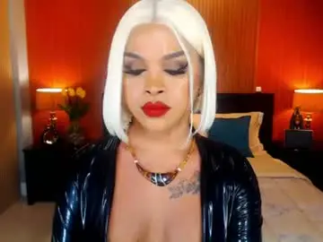 Chaturbate Live Porn of urmajestytyra