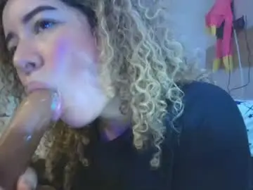 Chaturbate Live Sex of charlotte1117