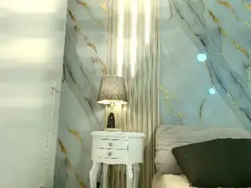 Chaturbate Live Sex Cam of lizzyraven