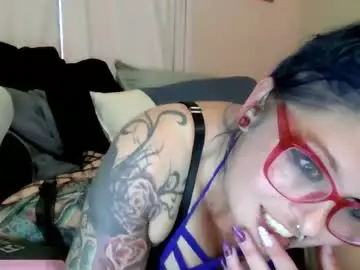 Chaturbate Adult Webcam of moonpulseraven