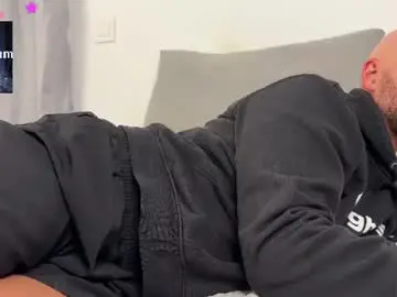 Chaturbate Live Sex Cam of tim_beard