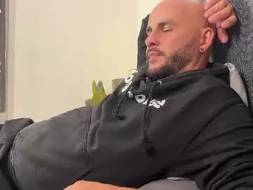 Chaturbate Live Sex Cam of tim_beard