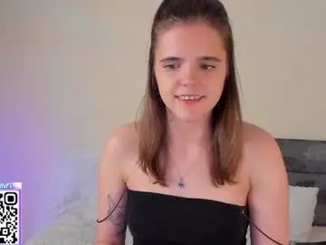 Chaturbate Live Sex Cam of tyler_ema