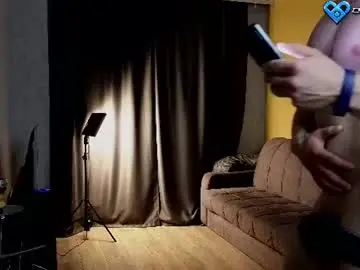 Chaturbate Sex Cam of cravelorenzo