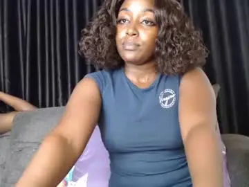 Chaturbate Watch Live Sex Cams of darktanqueen