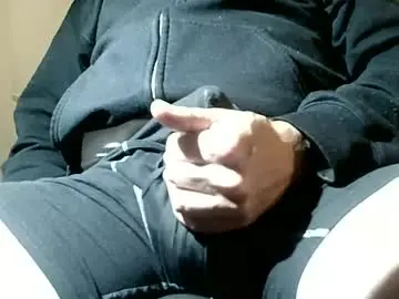 Chaturbate Free Porn Cam of longthickveiny69