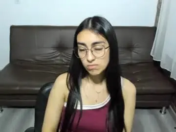 Chaturbate Adult Video Chat of queenbyte_18