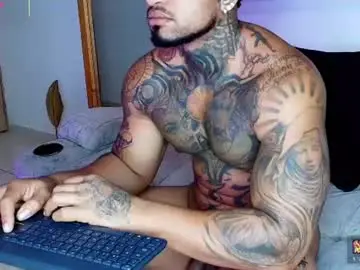Chaturbate Live Sex Cam of zain_diesel7