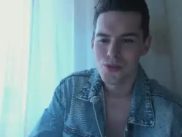 Chaturbate Live Porn of dennis_night