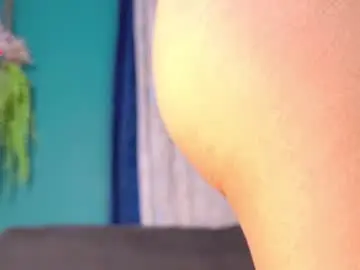 Chaturbate Live Porn of layla_17