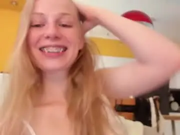 Chaturbate Live Sex of magic_couple13