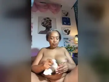 Chaturbate Adult Video Chat of skar_queen11