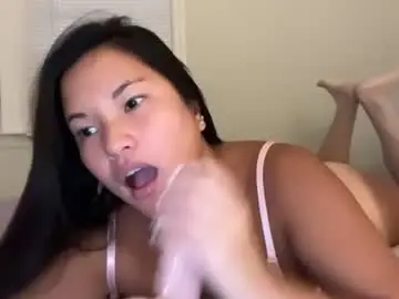 Chaturbate Nude Webcam of sweetlittleangela