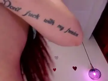 Chaturbate Live Porn of crystalbaby00