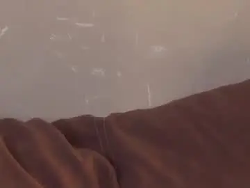 Chaturbate Free Porn Cam of lipswithsmileonthem