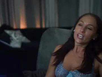 Chaturbate Live Sex Cam of notamericanpie23