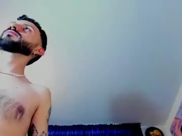 Chaturbate Sex Chat of santi_mateo