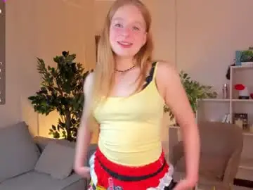 Chaturbate Free Porn Cam of sweetlittlesin