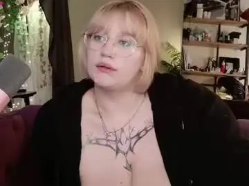Chaturbate Live Sex of morvelyn
