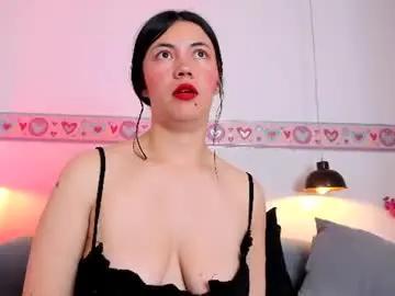 Chaturbate Live Sex Cam of tamyygh_