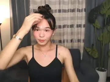 Chaturbate Live Sex Cam of sexyhotladyboy_wanna
