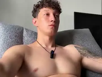 Chaturbate Live Sex Cam of lyon_power_